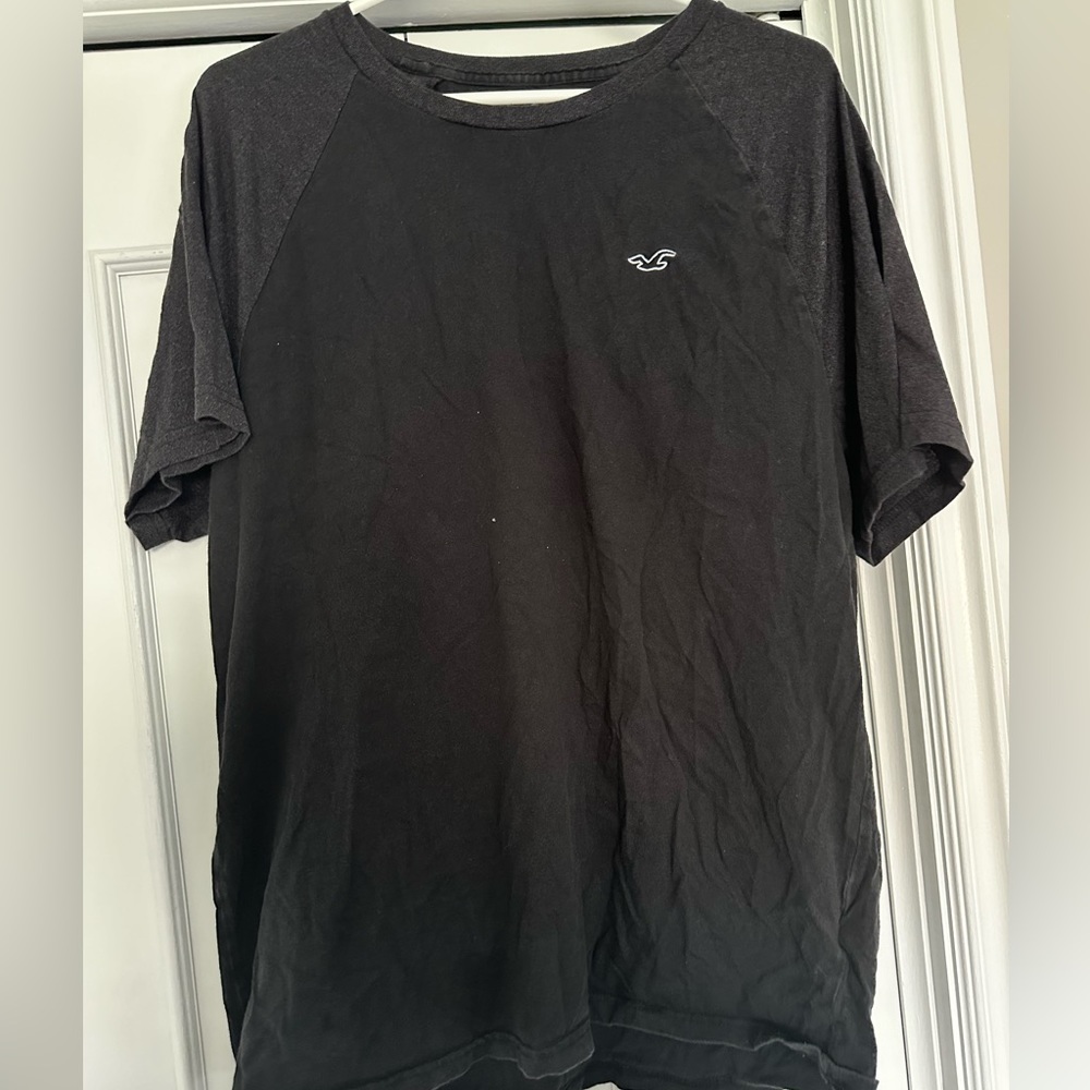 Men’s Hollister T-Shirt